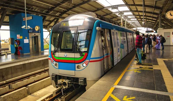 Featured Image of Metro Connectivity
